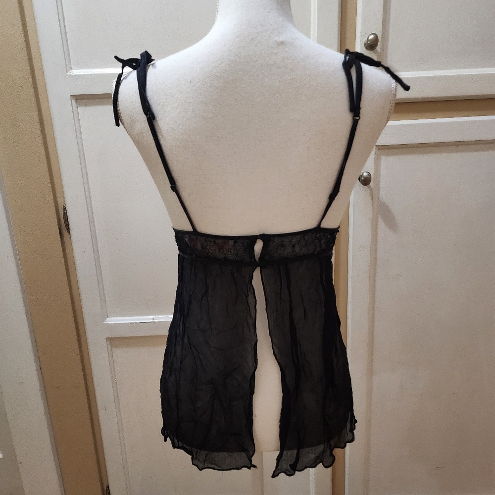 Victoria Secret Women's Lingerie Top - Picture 8 of 12